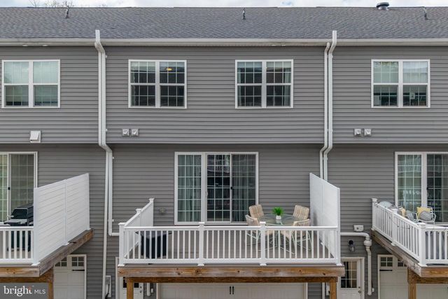 104 HARTZELS LN, Chalfont, PA 18914