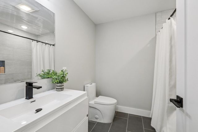 130A BRIGHTON AVE, Kearny, NJ 07032