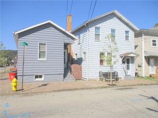 1503 3rd Avenue, Beaver Falls, PA 15010