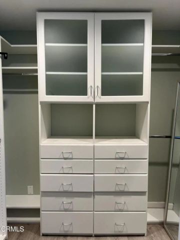 2827 Pierpont Boulevard, Ventura, CA 93001