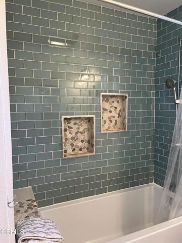 2827 Pierpont Boulevard, Ventura, CA 93001