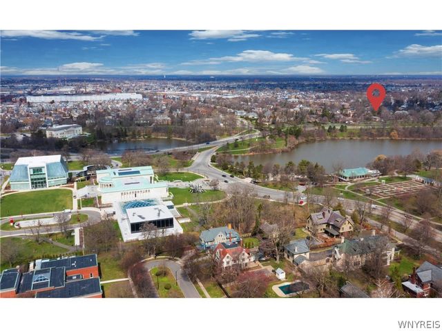 137 Nottingham, Buffalo, NY 14216