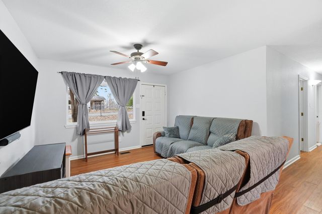 4 Hamby Lane, Little Rock, AR 72206