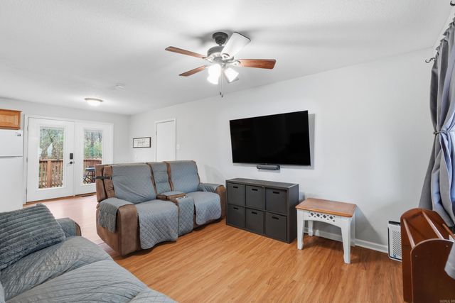 4 Hamby Lane, Little Rock, AR 72206