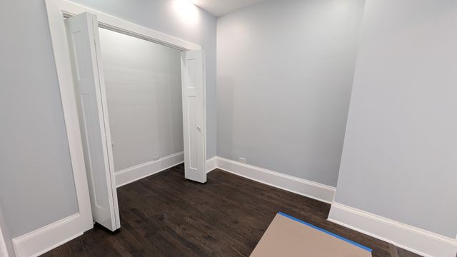 5028 W Lawrence Avenue, Chicago, IL 60630