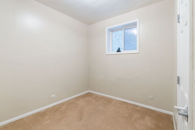 5028 W Lawrence Avenue, Chicago, IL 60630