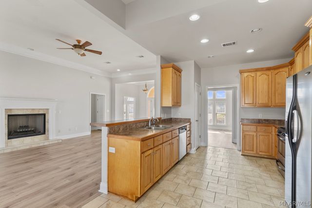 2014 Vonica Rose Street, Deatsville, AL 36022