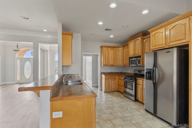 2014 Vonica Rose Street, Deatsville, AL 36022