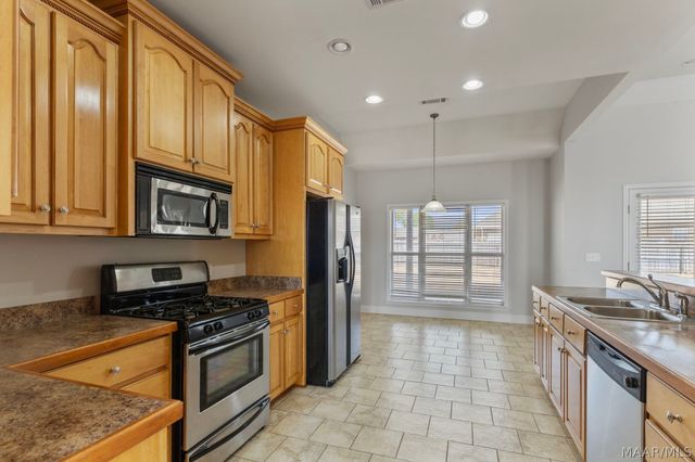 2014 Vonica Rose Street, Deatsville, AL 36022