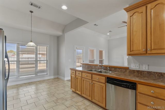 2014 Vonica Rose Street, Deatsville, AL 36022