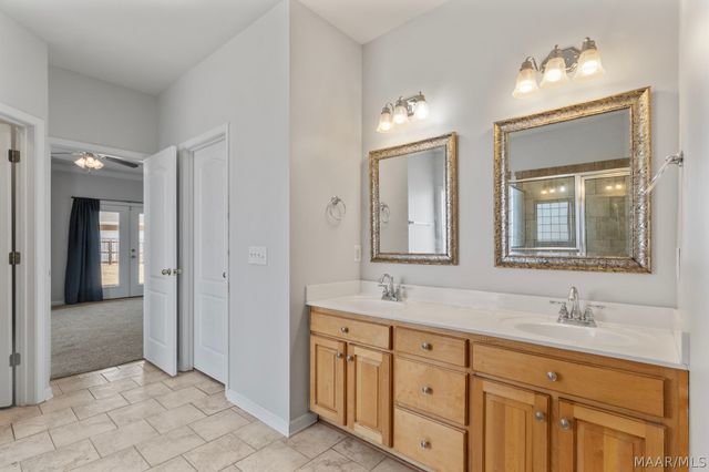 2014 Vonica Rose Street, Deatsville, AL 36022