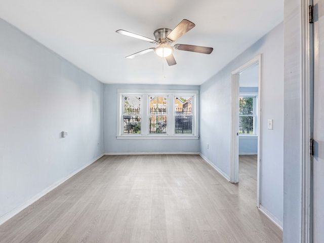 2749 S Trumbull Avenue, Chicago, IL 60623