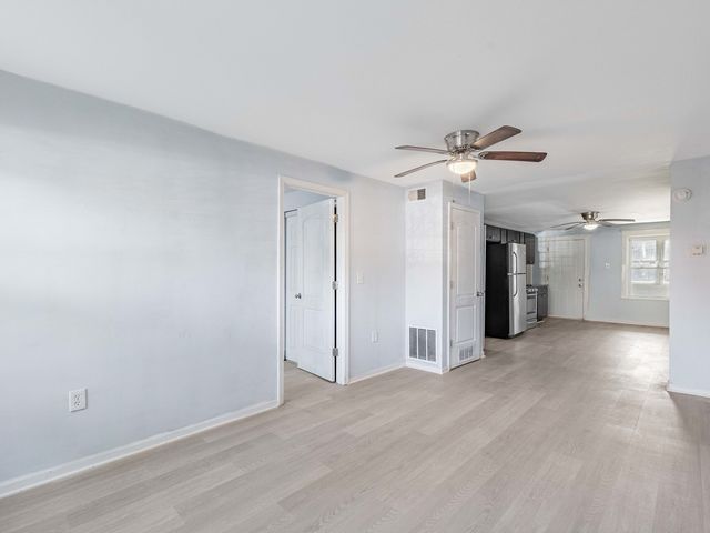 2749 S Trumbull Avenue, Chicago, IL 60623