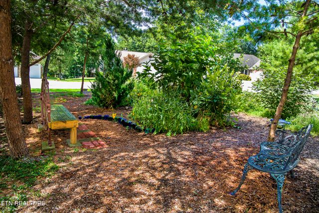 153 Berkshire Loop, Crossville, TN 38558
