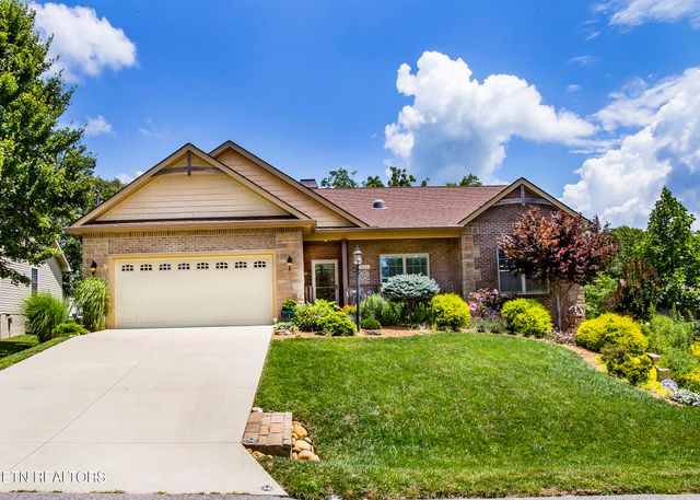 153 Berkshire Loop, Crossville, TN 38558