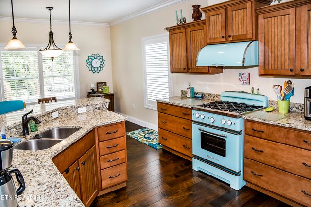 153 Berkshire Loop, Crossville, TN 38558