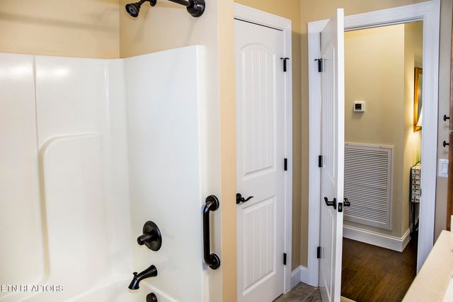 153 Berkshire Loop, Crossville, TN 38558