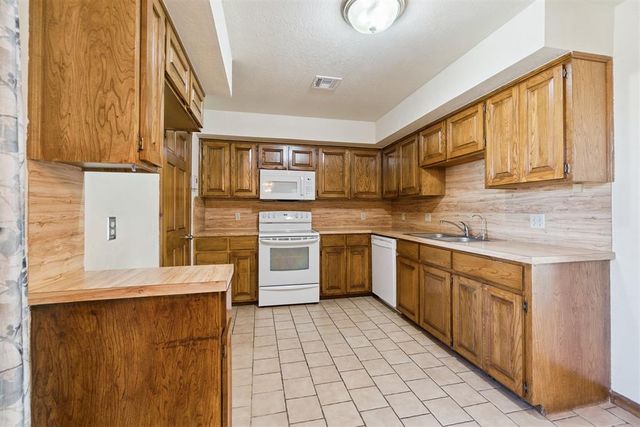 9828 Railroad, Midwest City, OK 73130