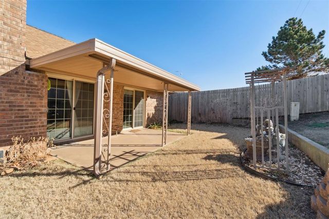 9828 Railroad, Midwest City, OK 73130