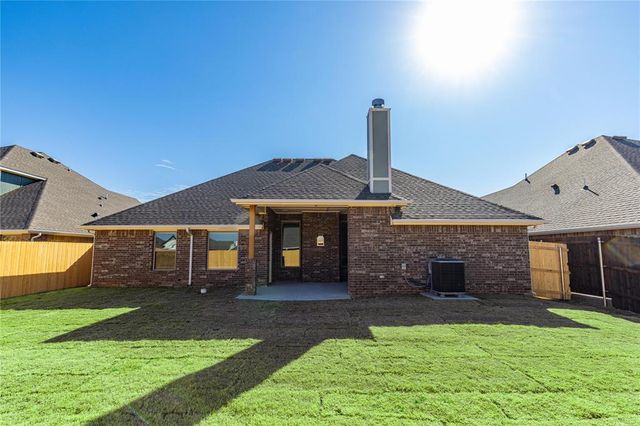 9321 NW 115th Terrace, Yukon, OK 73099