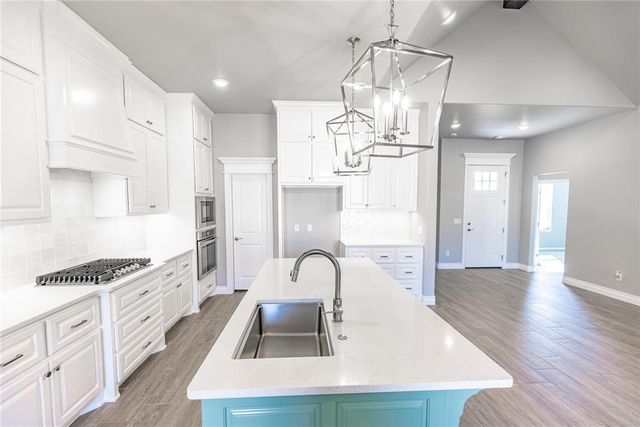 9321 NW 115th Terrace, Yukon, OK 73099