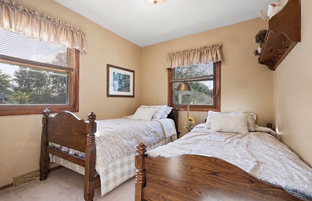1403 Boca Lago Drive, Valparaiso, IN 46383