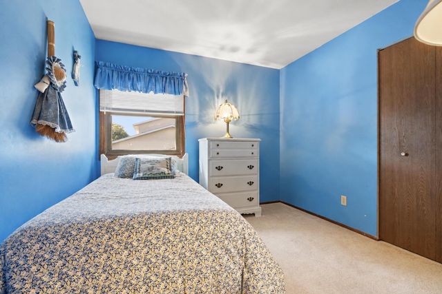 1403 Boca Lago Drive, Valparaiso, IN 46383