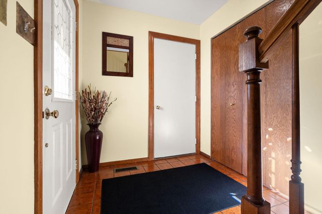 1403 Boca Lago Drive, Valparaiso, IN 46383