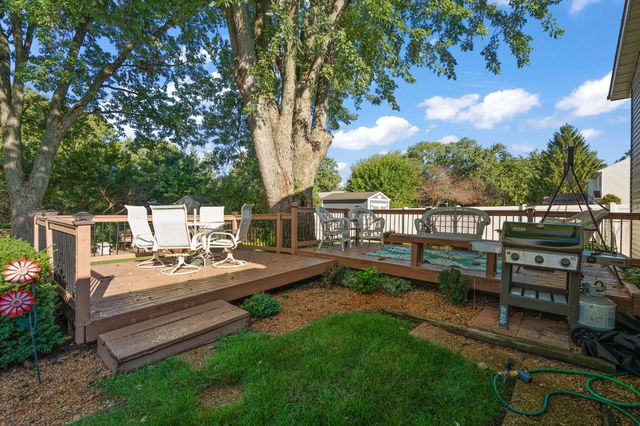1403 Boca Lago Drive, Valparaiso, IN 46383