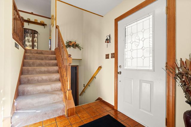 1403 Boca Lago Drive, Valparaiso, IN 46383