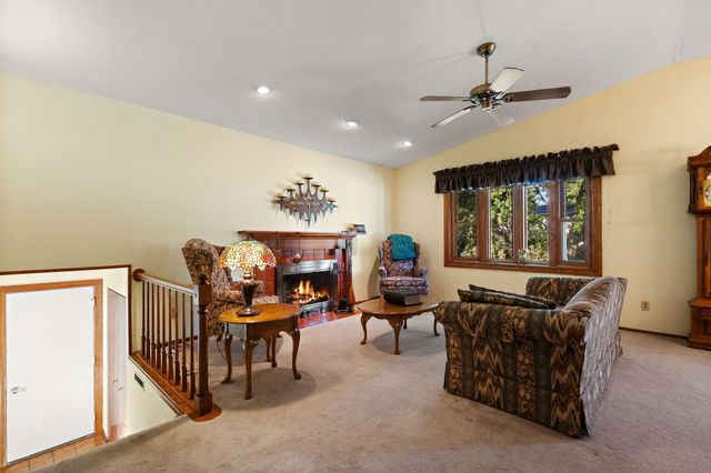 1403 Boca Lago Drive, Valparaiso, IN 46383
