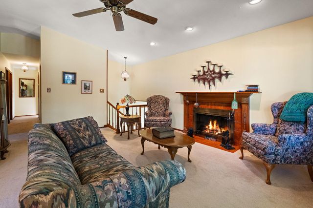 1403 Boca Lago Drive, Valparaiso, IN 46383
