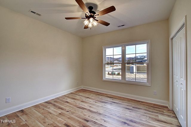 146 Ervin Loop, Erwin, TN 37650