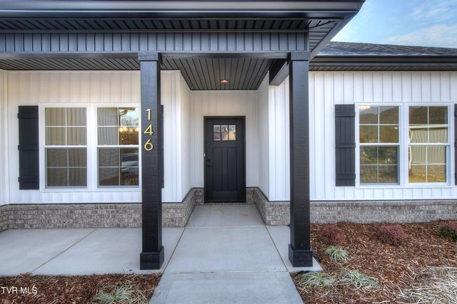 146 Ervin Loop, Erwin, TN 37650