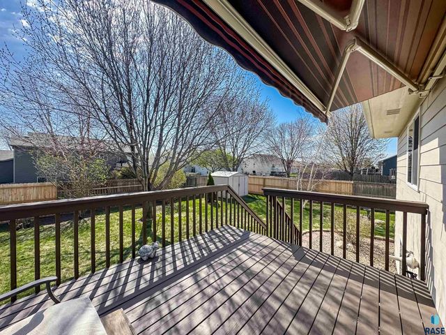 1812 S Monticello Ave Avenue, Sioux Falls, SD 57106