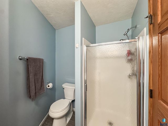 1812 S Monticello Ave Avenue, Sioux Falls, SD 57106