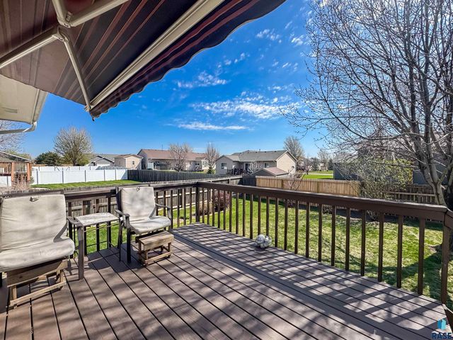 1812 S Monticello Ave Avenue, Sioux Falls, SD 57106