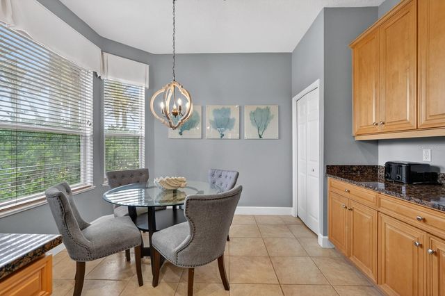 35 OCEAN CREST WAY 1111, Palm Coast, FL 32137