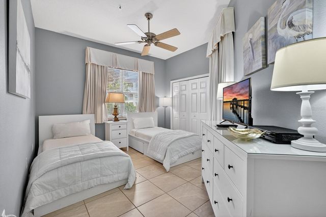 35 OCEAN CREST WAY 1111, Palm Coast, FL 32137