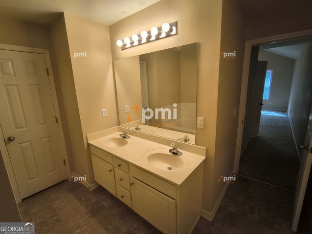 306 Creek Manor Way, Suwanee, GA 30024