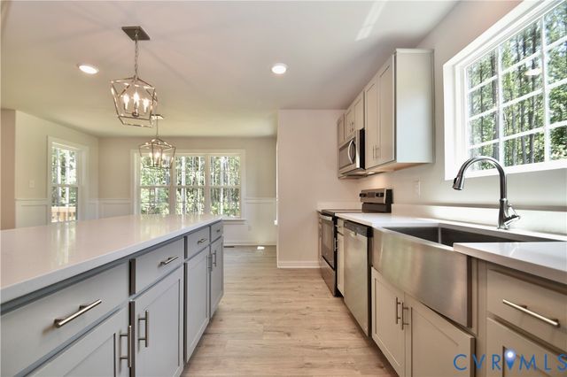 8209 Grantham Woods Way, Henrico, VA 23231