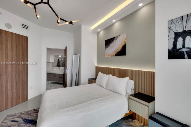 350 S Miami Ave 4103, Miami, FL 33130