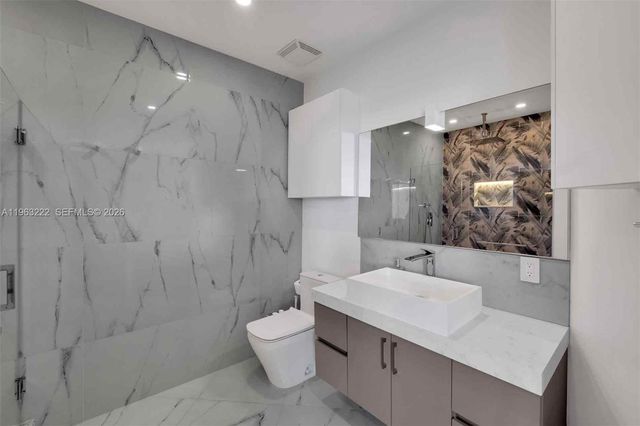 350 S Miami Ave 4103, Miami, FL 33130