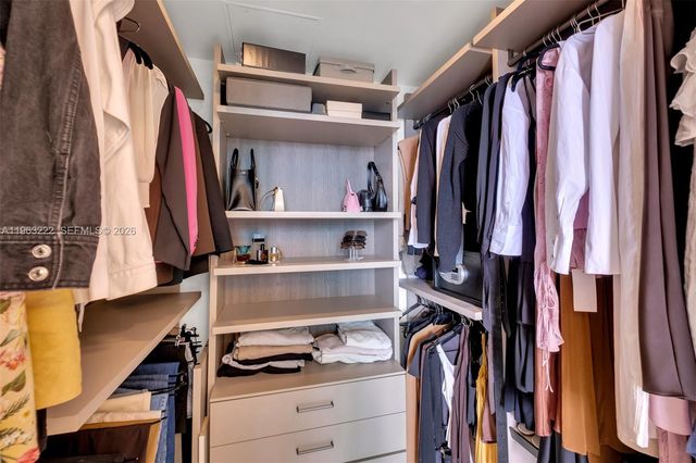 350 S Miami Ave 4103, Miami, FL 33130