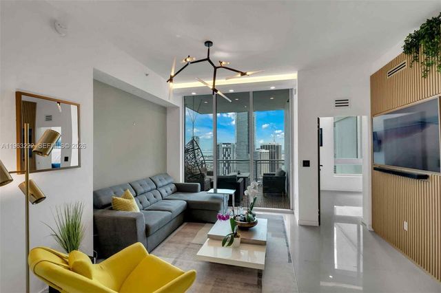 350 S Miami Ave 4103, Miami, FL 33130