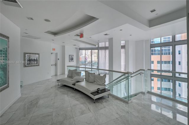 350 S Miami Ave 4103, Miami, FL 33130