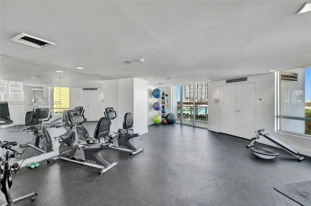 350 S Miami Ave 4103, Miami, FL 33130