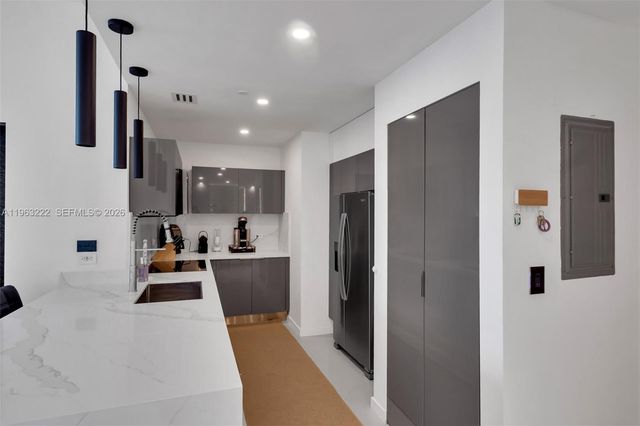 350 S Miami Ave 4103, Miami, FL 33130