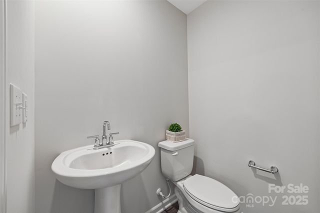 1512 Cottage Creek Drive, Bessemer City, NC 28016