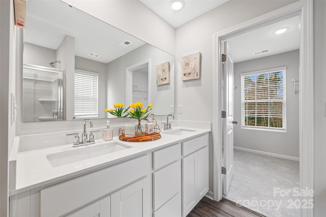 1512 Cottage Creek Drive, Bessemer City, NC 28016